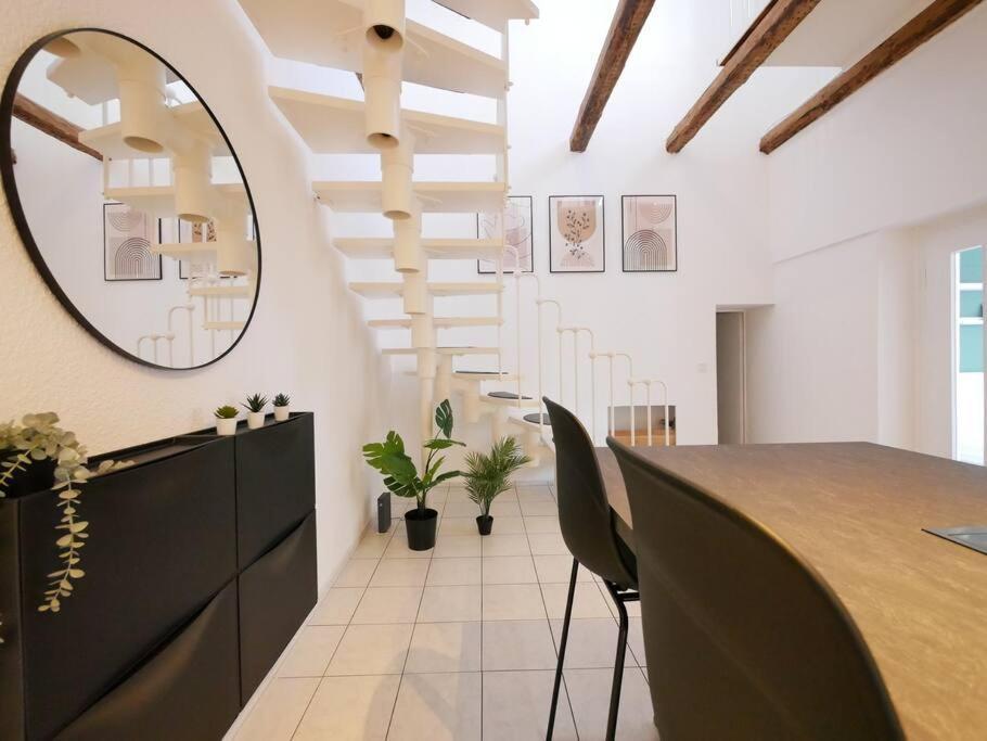 파더본 110 M2, Dachterrasse, Kueche, Zentral, Ruhige Lage 아파트 외부 사진
