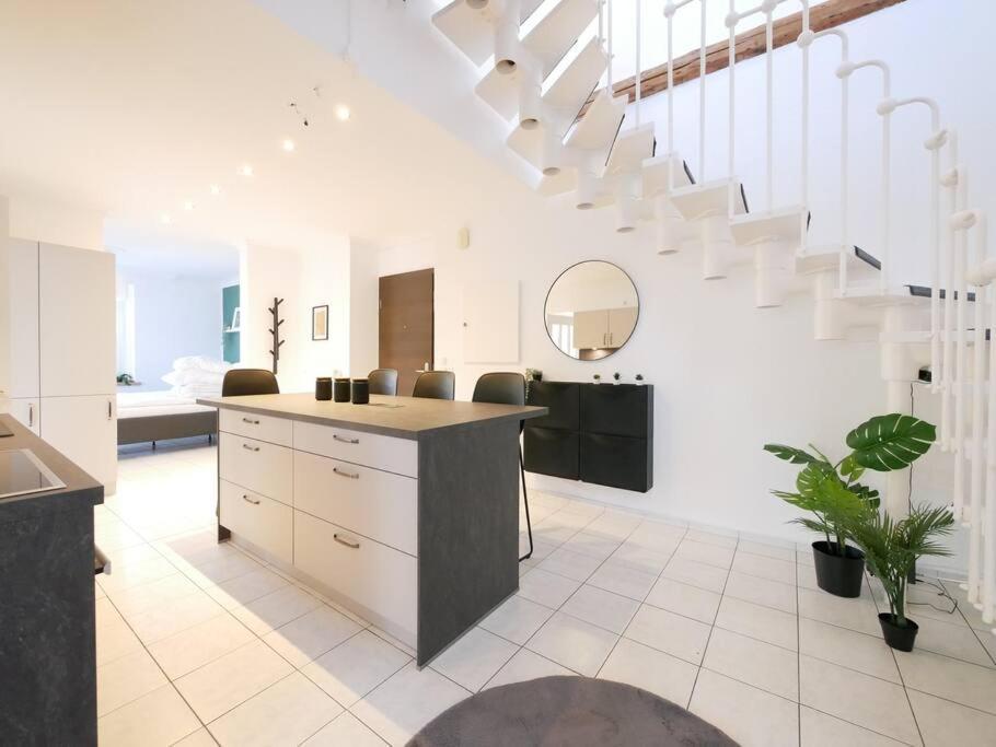 파더본 110 M2, Dachterrasse, Kueche, Zentral, Ruhige Lage 아파트 외부 사진