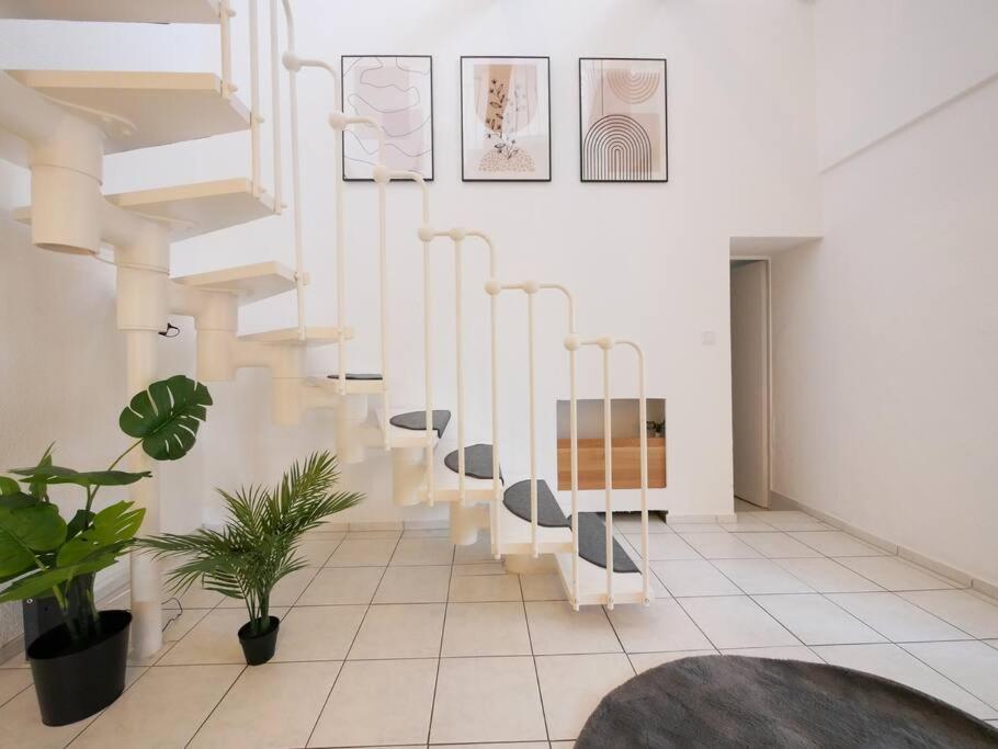 파더본 110 M2, Dachterrasse, Kueche, Zentral, Ruhige Lage 아파트 외부 사진